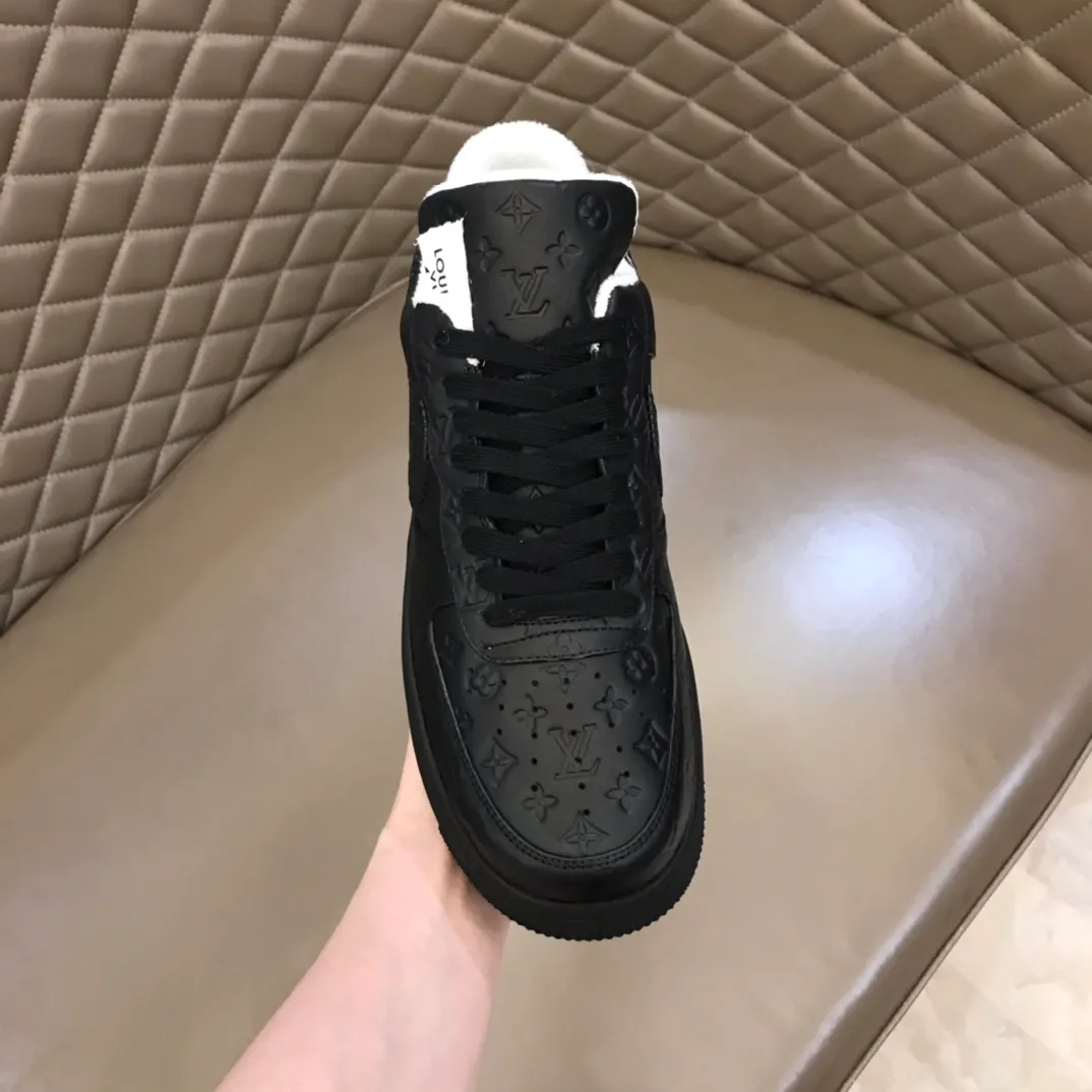 Men's shoes 💰p440 "*OUIS *UITTO*" x OFF-WHITE x Nike tripartite collaboration! Trendy and cool men's casual sports shoes with unrivaled color matching. The design idea basically continues the style of THE TEN. The Swoosh line and tongue label have a very familiar visual effect and are both fashionable and trendy! A must-have for fashionistas! The effect on your feet is absolutely stunning! (The original drawer packaging accessories are complete) Code number 38-45